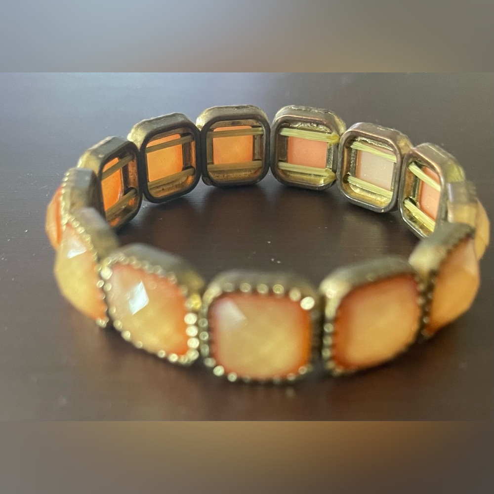 Coral & gold bracelet